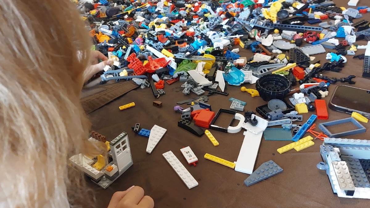 Materiale folosite într-o activitate educațională practică